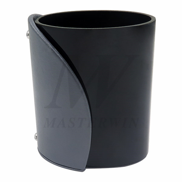 Pen Holder_B82876-02