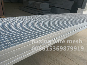 Smooth Finishing Hot Dipped Galvanized Weld Steel Grating Serrated & Plain Steel Bar Grate Size:900x5800mm