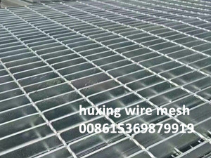 Smooth Finishing Hot Dipped Galvanized Weld Steel Grating Serrated & Plain Steel Bar Grate Size:900x5800mm