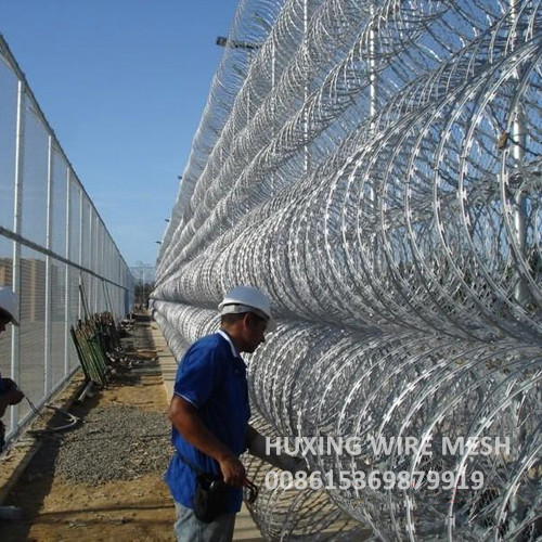 Hot Dipped Galvanized Blade Razor Barbed Wire Coil Concertina Razor Wire