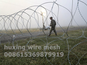 Hot Dipped Galvanized Blade Razor Barbed Wire Coil Concertina Razor Wire