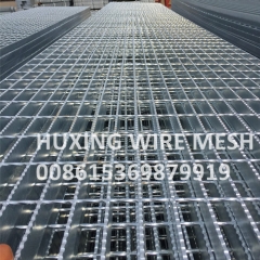 (900x5800mm) Welded Serrated Carbon Steel Grating Non-Slip Steel Bar Grating