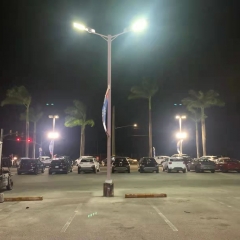 PENEL integrated Solar street lights were installed in a large mall parking lot in 2022 in USA