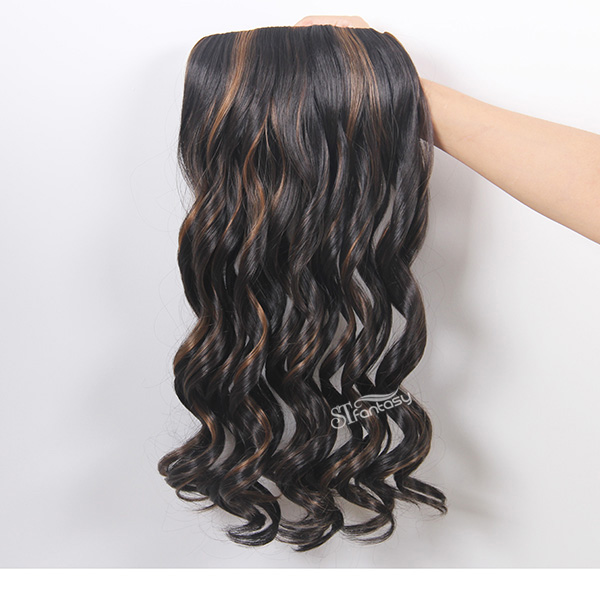 20" deep wave black synthetic hair extension with brown highlight