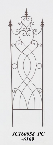 Decorative Wrought Iron Garden Stake Fence