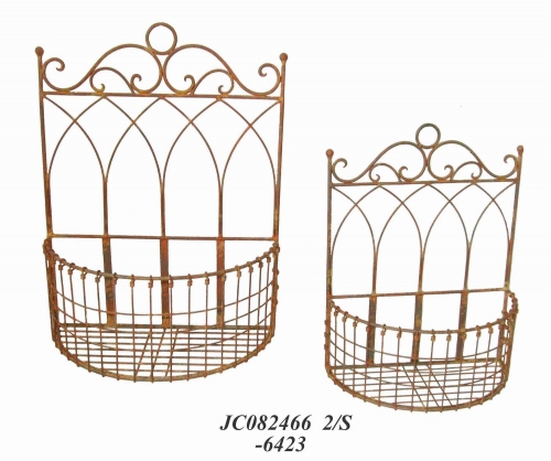 Rustic Metal Hanging Wall Basket (Set of 2)