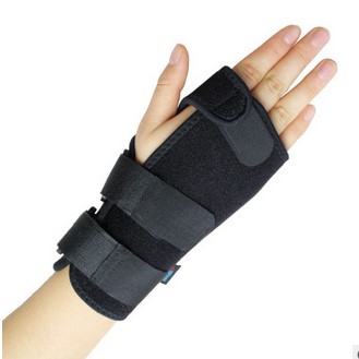 Steel Plate Reduction of Fracture Wrist Support