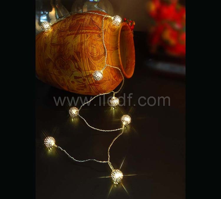 Battery Metal Ball Fairy Light  10 Warm White LEDs