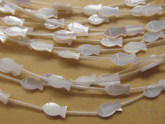 wholesale 5strands 9x15mm genuine MOP shell gergous mother of pearl handmade cute fish white black a