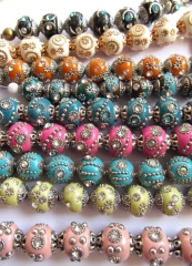 wholesale 100pcs 20mm Polymer clay & crystal ,Kashmiri Polymer Brass Round ball mixed jewelry beads