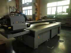 UV PRINTER, glass UV printer, glass bottle UV printer, ceramic UV printer