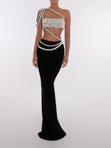 2024 New Black Design Sense Handmade Beaded Shoulder Bandage+Roman Skirt Fashion Sexy Slim