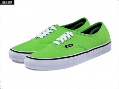 Canvas shoes VANS OFF THE WALL green size EU35-44