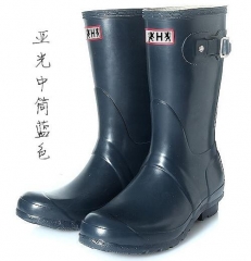 Rain boots Hunter middle top matte blue size EU35-42