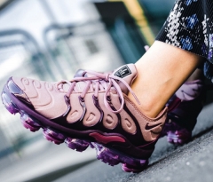 NIKE AIR VAPORMAX PLUS AO4550-200 Running shoes Size