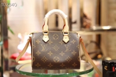 LV NANO SPEEDY Mini Handbag M61252 shoulder bag