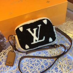 LV Teddy Camera Bag Shoulder Bag M68599