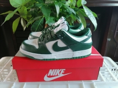 Nike SB real leather white dark green EU36-45