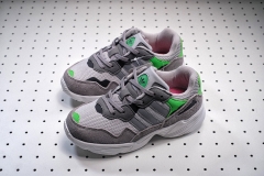 Children's casual shoes adidas F34280 size EU28-35