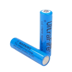 UltraFire 17670 1800mAh Li-ion Recharbeable Battery (2PCS)