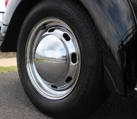 Baby Moon Center Caps for Volkswagen Beetle