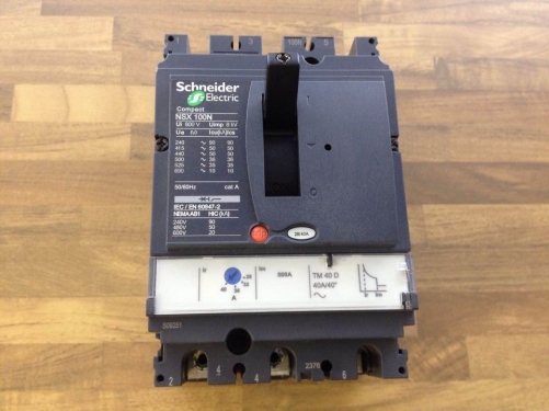 Schneider NSX100H MA50 air switch 3P50A circuit breaker (ensure genuine original)