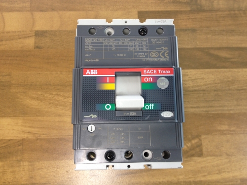 Original American SACE T2S 160/R63 ABB air switch TMAX series circuit breaker 3P63A