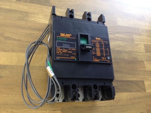 Fuji 3P225A EG203B leakage switch AC100-200-415V EB3GEB-225K
