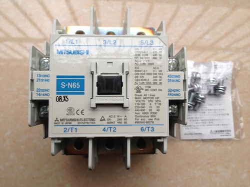 - 220VAC S-N65 contactor