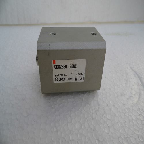* special sales * brand new original authentic SMC cylinder CDQ2B20-20DC spot