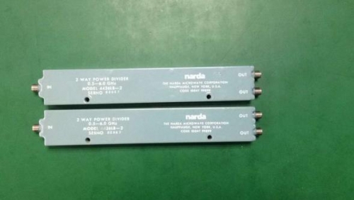 4426LB-2 0.5-6GHZ Narda RF microwave coaxial one point two power divider SMA 30W