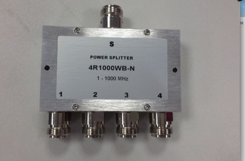 4R1000WB-N a four divider / combiner 1-1000MHz 50 ohm N female connector