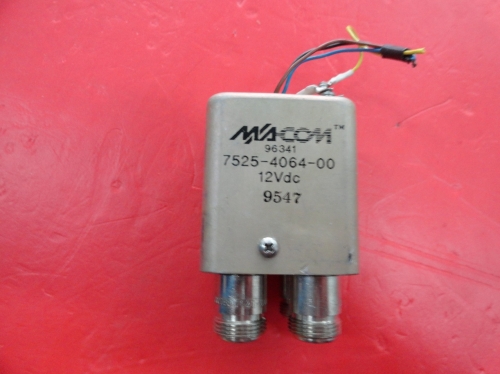 Supply 7525-4064-00 DC-18GHZ M/A-COM double pole double throw radio frequency switch 12V
