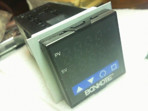 Japan bonko BONKOTE thermostat JCS-33A-S/M/240VAC..100to/50/60HZ8VA