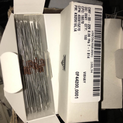 The precision metal film DALE CMF-55 1% 8.06R 0.25W 100 resistance box