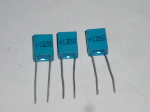 SIEMENS film capacitor 104J, 100N, 0.1UF, 250V, foot distance 5mm