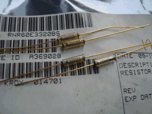 Origional Product Vishay Gold Pin 1W 332R S 330R 0.1% Glass Fiber High-Precision Fever Resistor