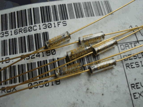 Origional Product Vishay Gold Pin 1W 1.3K 1300 0.1% Glass Fiber High-Precision Fever Resistor