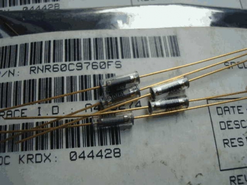 Origional Product Vishay Gold Pin 1W 976R S 980R 0.1% Glass Fiber High-Precision Fever Resistor