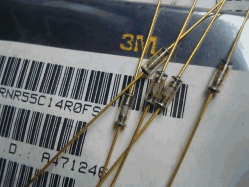Origional Product Vishay Gold Pin 14R S 15R 0.1% Glass Fiber High-Precision Fever Resistor