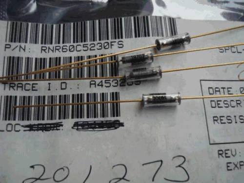 Origional Product Vishay Gold Pin 1W 523R S 520R 0.1% Glass Fiber High-Precision Fever Resistor