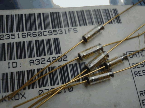 Origional Product Vishay Gold Pin 1W 9.53 k s 9.5K 0.1% Glass Fiber High-Precision Fever Resistor