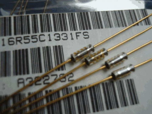 Origional Product Vishay Gold Pin 1.33 k s 13K 0.1% Glass Fiber High-Precision Fever Resistor