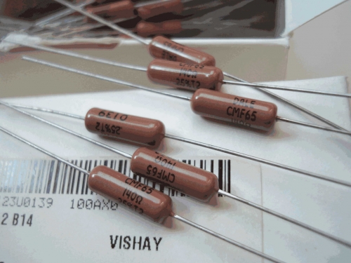 Vishay-Dale CMF65 2W 140R Accuracy 0.25% Fever Resistor 1300PCS