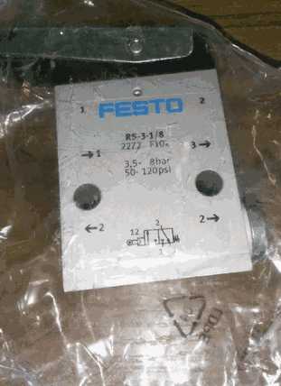 Festo Festo Roller Lever-type Valve RS-3-1/8 2272 Brand New Genuine Original