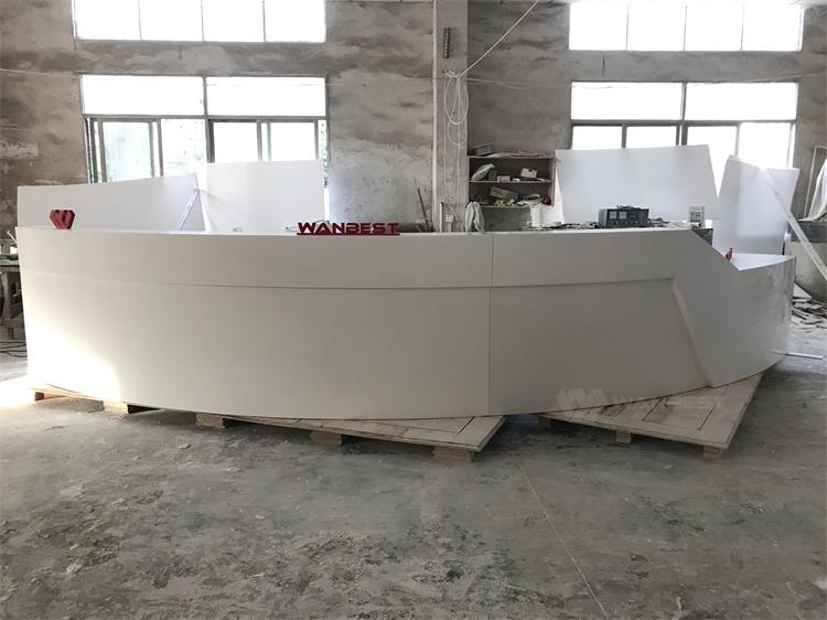 Reception desk 