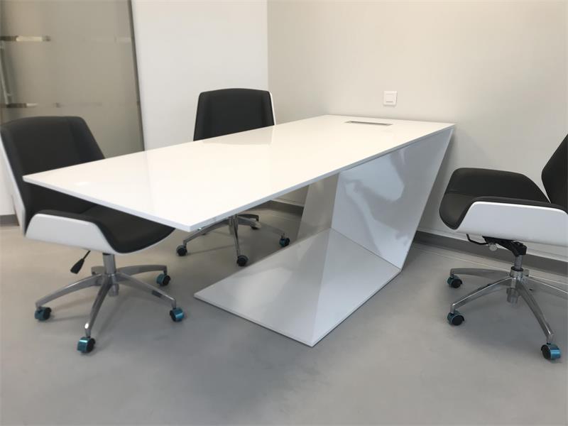white z shape customized desk