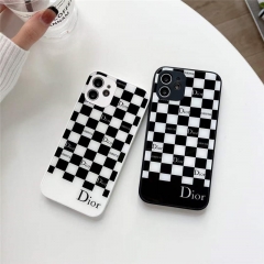 Dior風 iphone13 ケース チェッカーボード カップル スマホケースiphone12 ブランドdior iphone11/11pro ケース 強化ガラス お揃い クリスチャンディオール 黒白 iphonexr 携帯ケース ブランド風 男女 iphone8 8plus カバー 安い