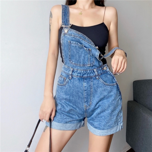 Wide leg denim shorts