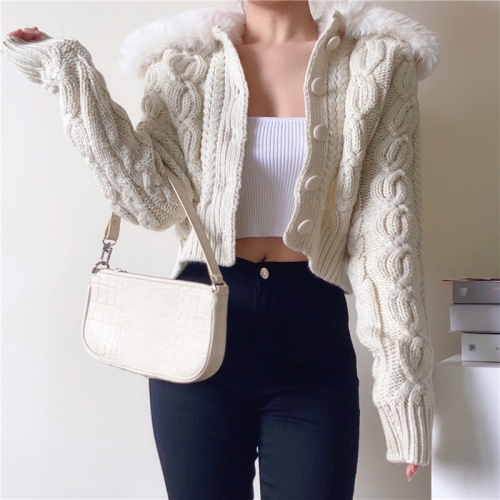 Faux fur fur collar stitching twist knit sweater sweater coat